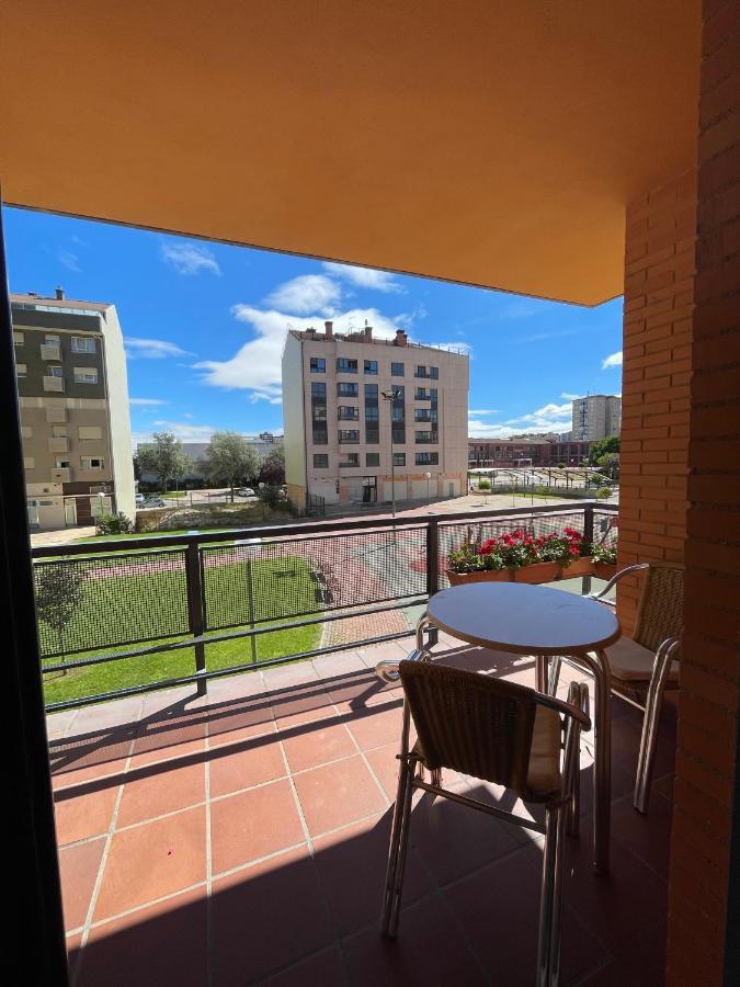 Hostal Santiago 2 Бургос Экстерьер фото