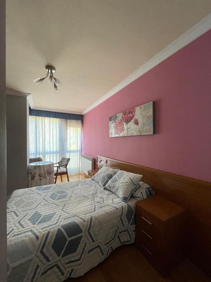 Hostal Santiago 2 Бургос Экстерьер фото